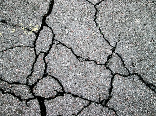 Driveway Crack Filling in Fresno