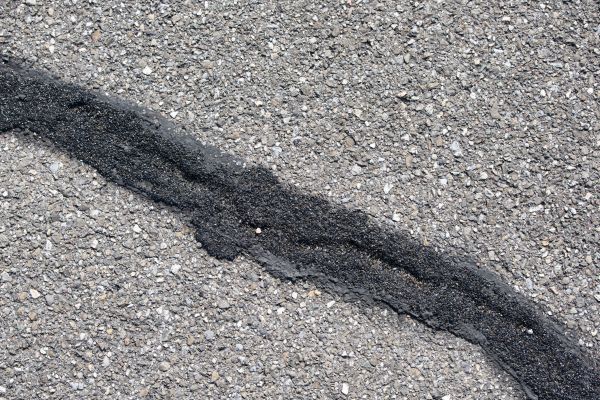 Cost of Driveway Crack Sealing in Fresno