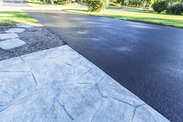 Cost of Residential Driveway Sealing in Fresno