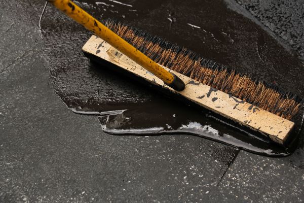 Commercial Asphalt Sealing in Fresno