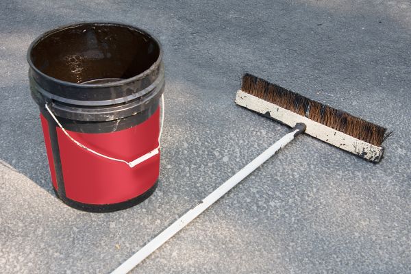 Cost of Asphalt Recoating in Fresno